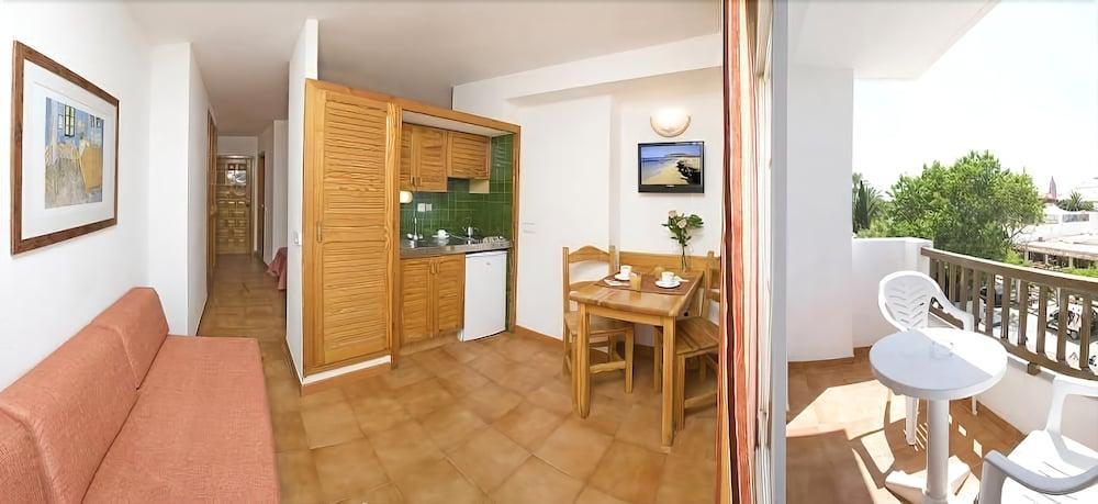 Sunside Ibiza Studios - Only Adults- Formerly Known As Central Park Sant Antoni de Portmany Dış mekan fotoğraf